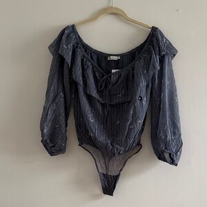NWT Abercrombie floral blue bodysuit size medium